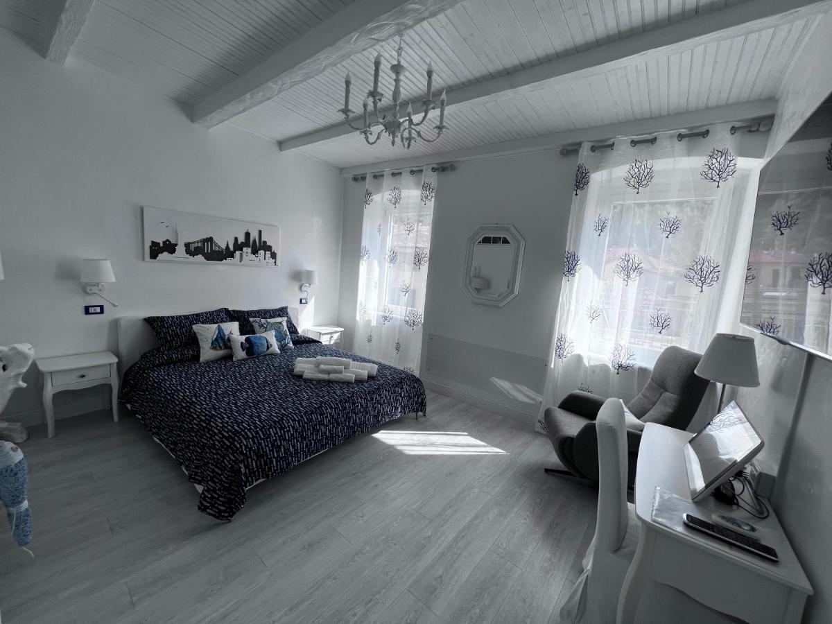 Le Cinque Vele ***** Cinque Terre Apartment Monterosso al Mare Luaran gambar